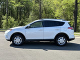 Used 2018 Toyota RAV4 LE image 4