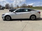 Used 2023 Nissan Altima 2.5 SV image 5