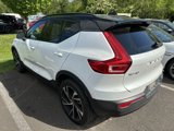 Used 2022 Volvo XC40 T5 R-Design w/ Advanced Package image 5