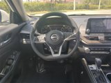 Used 2023 Nissan Altima 2.5 SV image 5