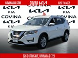 Used 2017 Nissan Rogue SV image 3