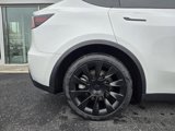 Used 2022 Tesla Model Y Long Range image 5