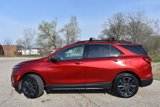 Used 2022 Chevrolet Equinox RS w/ Infotainment Package image 3