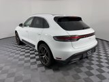 Used 2024 Porsche Macan image 3