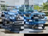 Used 2019 Toyota Tacoma TRD Sport image 2