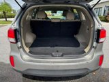 Used 2015 Kia Sorento LX image 3