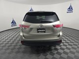 Used 2016 Toyota Highlander XLE image 5