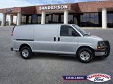 Used 2017 Chevrolet Express 3500 image 2