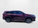 Used 2019 Toyota Highlander Limited Platinum image 4
