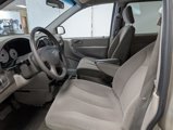 Used 2007 Chrysler Town & Country w/ Popular Equipment Group I image 3