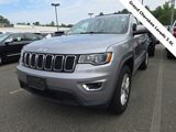 Used 2018 Jeep Grand Cherokee Laredo image 4