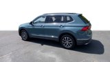 Used 2020 Volkswagen Tiguan SE image 6