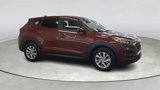 Used 2019 Hyundai Tucson SE image 2