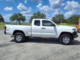 Used 2022 Toyota Tacoma SR image 2