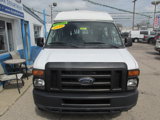 Used 2010 Ford E-250 and Econoline 250 Extended image 2
