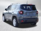 Used 2019 Jeep Renegade Latitude w/ Cold Weather Group image 5