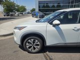 Used 2021 Nissan Rogue SV image 2