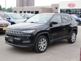 Used 2022 Jeep Compass Latitude image 2