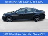 Used 2022 Toyota Camry SE image 4