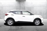 New 2025 Nissan Kicks Play S image 5