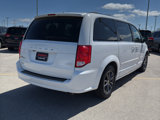 Used 2017 Dodge Grand Caravan SXT w/ Driver Convenience Group image 5