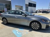 Used 2023 Nissan Altima 2.5 SV image 2