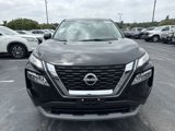 Used 2023 Nissan Rogue SV image 3