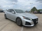 Used 2023 Nissan Altima 2.5 SV image 3