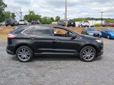 Used 2020 Ford Edge Titanium image 2