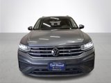 Used 2022 Volkswagen Tiguan SE w/ Panoramic Sunroof Package image 3