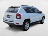 Used 2017 Jeep Compass Latitude image 5