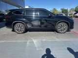 Used 2021 Toyota Highlander Platinum image 4