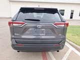 Used 2019 Toyota RAV4 LE image 5