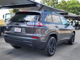 Used 2023 Jeep Cherokee Altitude Lux image 3
