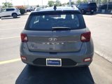 Used 2022 Hyundai Venue Limited image 6