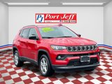 Certified 2023 Jeep Compass Latitude image 3