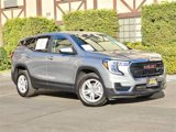 Used 2024 GMC Terrain SLE image 2