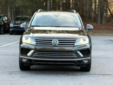 Used 2016 Volkswagen Touareg Sport image 3