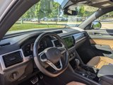 Used 2023 Volkswagen Atlas Cross Sport SEL Premium R-Line image 5