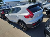 Used 2025 Volvo XC40 B5 Core image 2