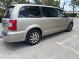 Used 2013 Chrysler Town & Country Touring image 4