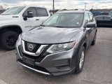 Used 2017 Nissan Rogue SV image 2