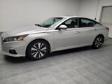 Used 2019 Nissan Altima 2.5 SV image 2