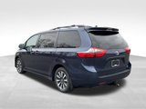 Used 2020 Toyota Sienna XLE image 3