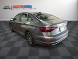 Used 2020 Volkswagen Jetta SE image 3