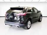 Used 2022 Ford Edge Titanium image 4