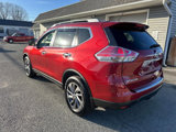 Used 2016 Nissan Rogue SL w/ SL Premium Package image 2