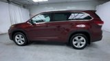 Used 2017 Toyota Highlander Limited image 5