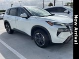 Used 2024 Nissan Rogue SV image 3