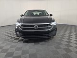 Used 2024 Volkswagen Jetta SE w/ Panoramic Sunroof Package image 3